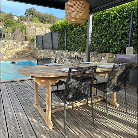 Casa de Férias De Charme T3 Saint Florent *